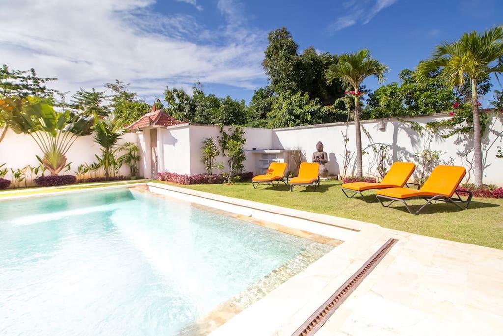 Villa Istana Willy Ungasan Esterno foto